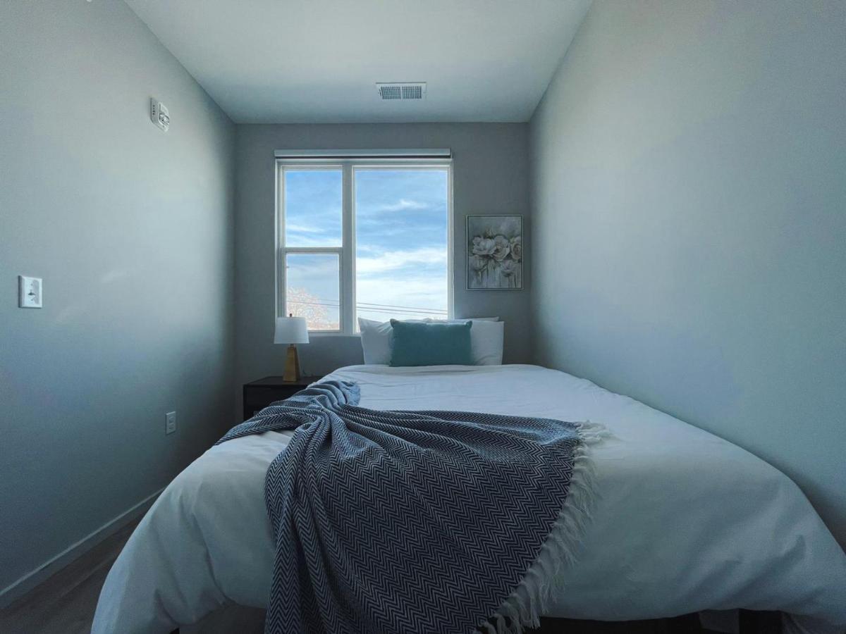 Sleepover 1Bd 1Ba Omaha Apartments Luaran gambar