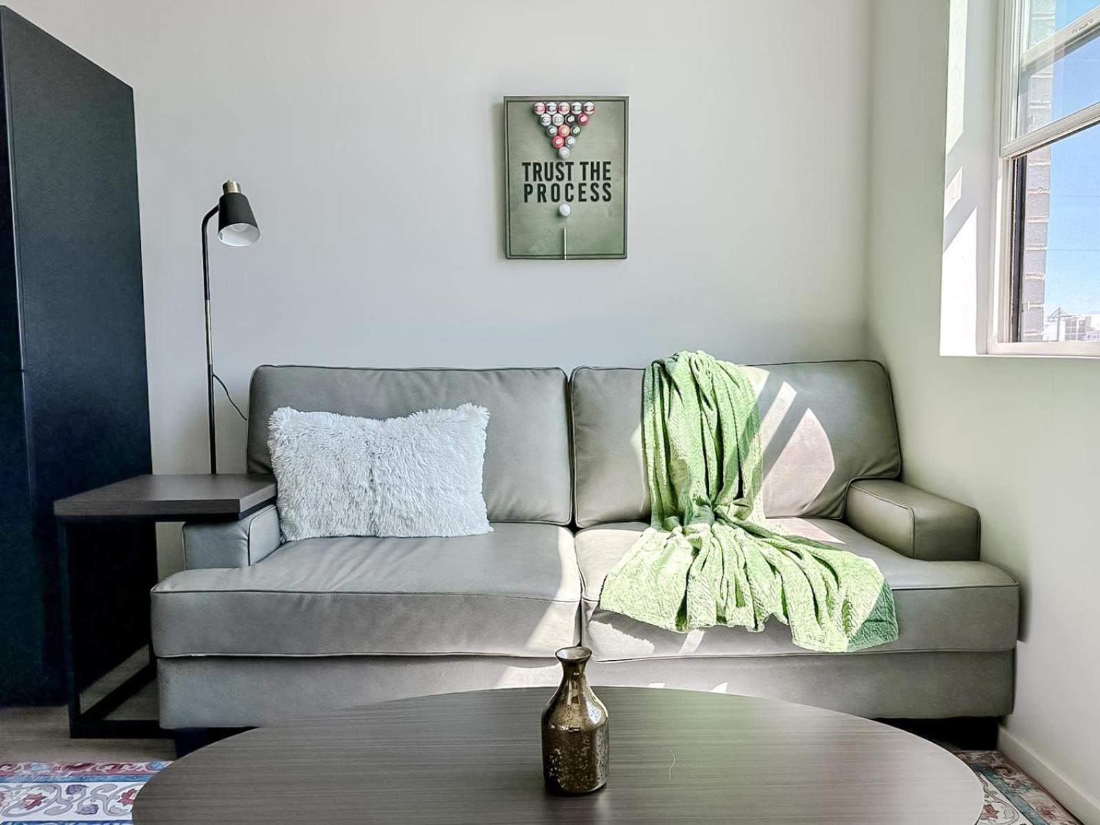 Sleepover 1Bd 1Ba Omaha Apartments Luaran gambar